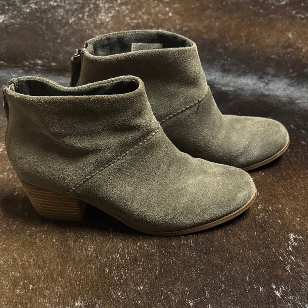 Toms Khaki Suede Ankle Booties